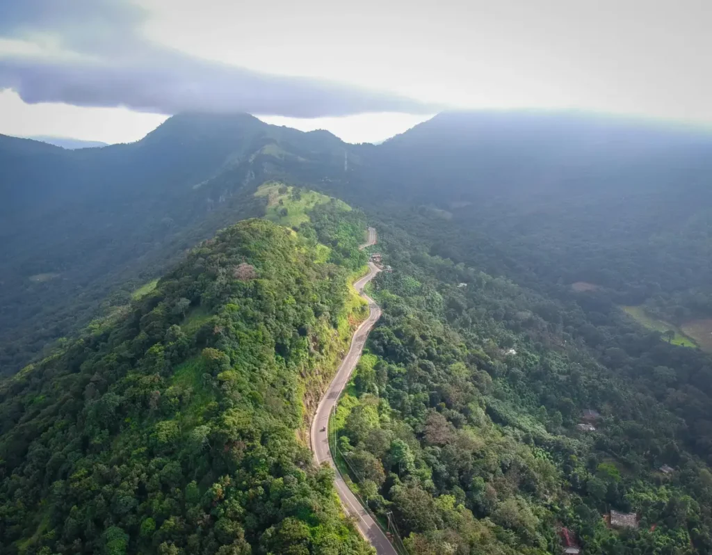 Explore Kandy Sri Lanka enchanting cultural capital